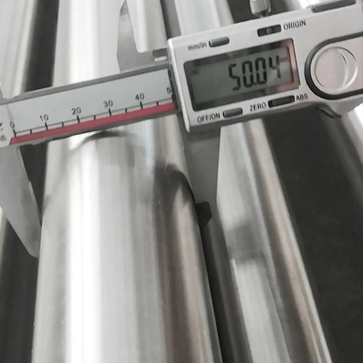 Grade 2205 Duplex Hot Rolled Stainless Steel Seamless Pipe