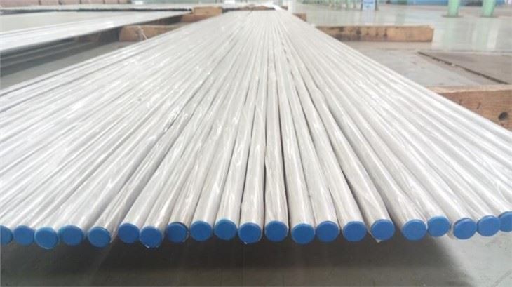 Inconel 600 Alloy Seamless Pipes & Tubes